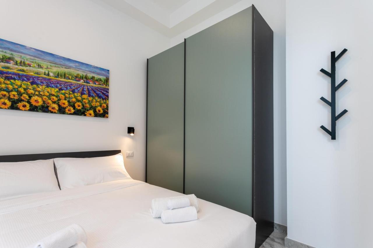 Luna Homes - Bilocale In Mac Mahon Mailand Exterior foto