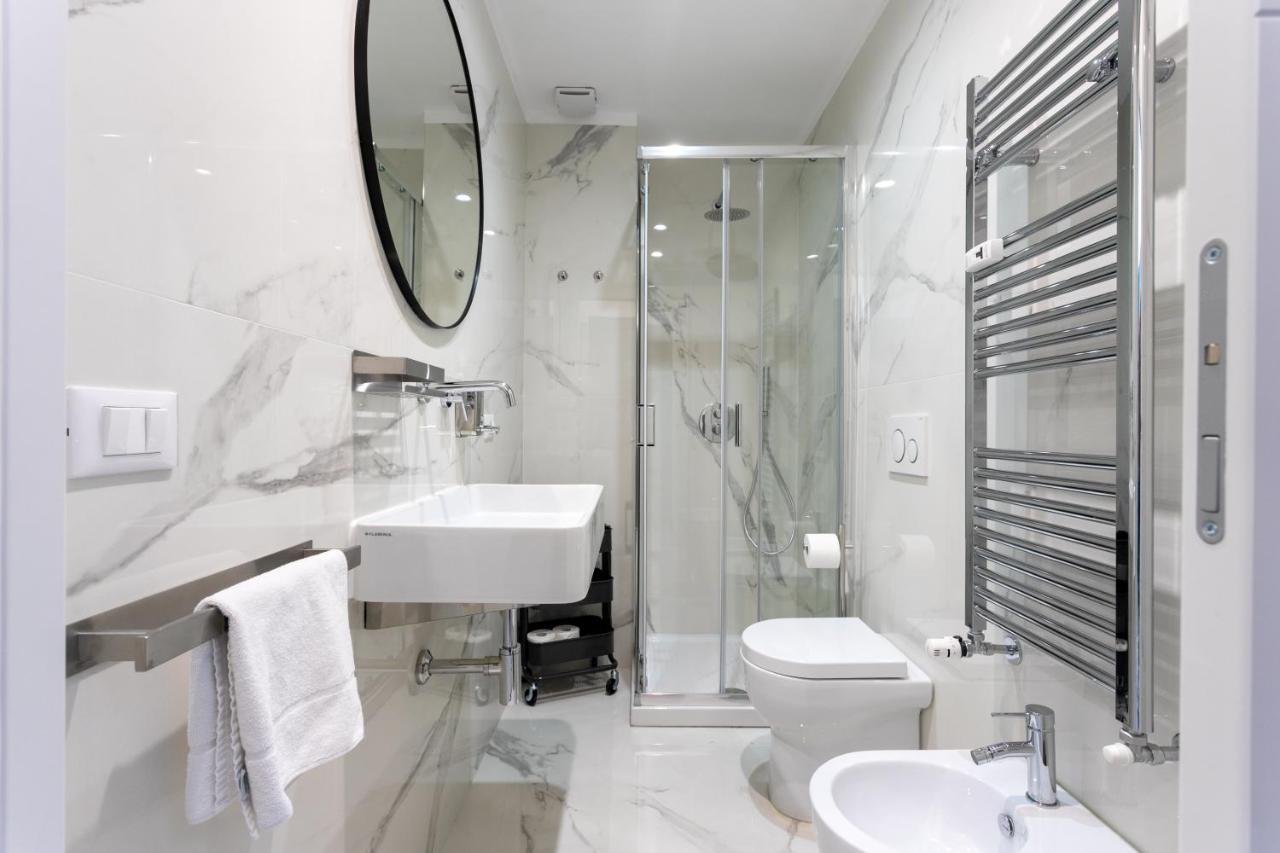Luna Homes - Bilocale In Mac Mahon Mailand Exterior foto